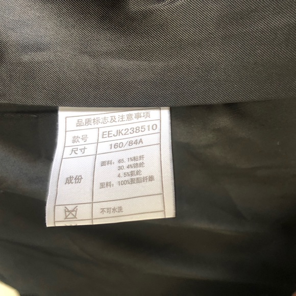 E. Land Elegant Black Long- Sleeved Ajustable Coat Size UK 6 - Picture 10 of 10